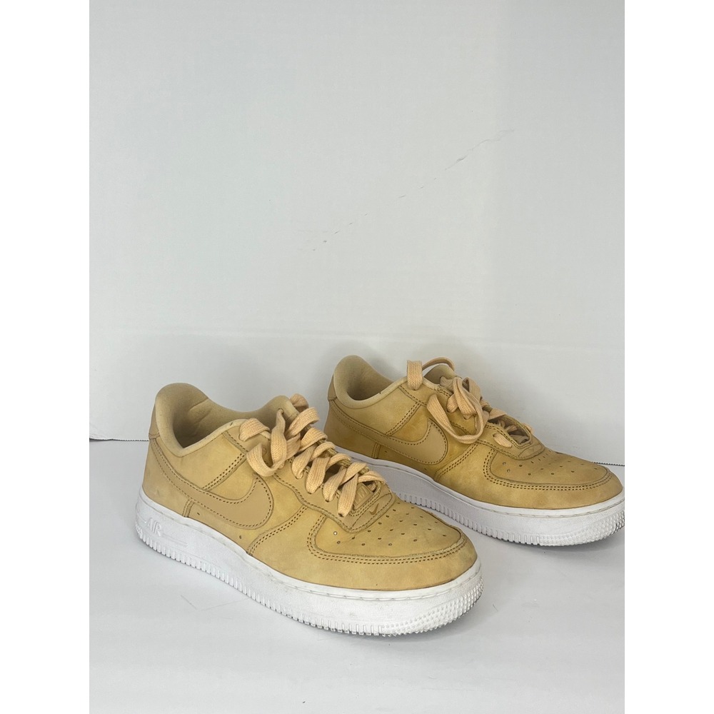 Nike Air Force 1 '07 LV8 Wheat Flax Tan Nubuck Low Sneakers Women's 7 DR9503-201 - Picture 2 of 16